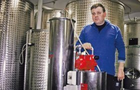 Франтишек Мадл: Кизельгуровый FKS-фильтр нам экономит одну крону на литр вина
