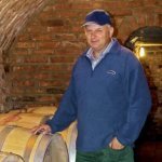 Винодел Йосеф Угер: „Кизельгур меня убедил, что вино не на столько избавил желаемого“